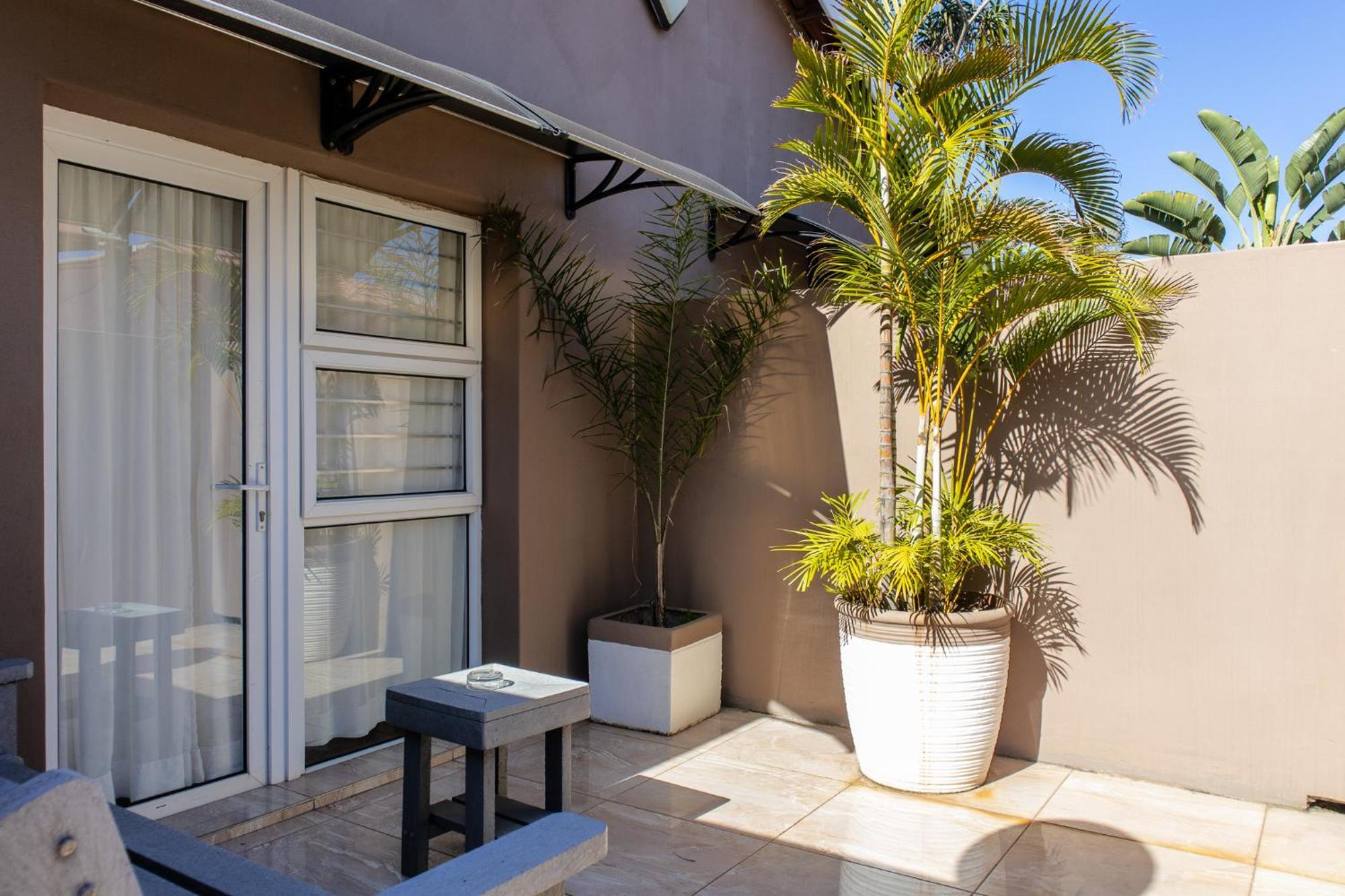 305 Guest House Amanzimtoti Exteriör bild