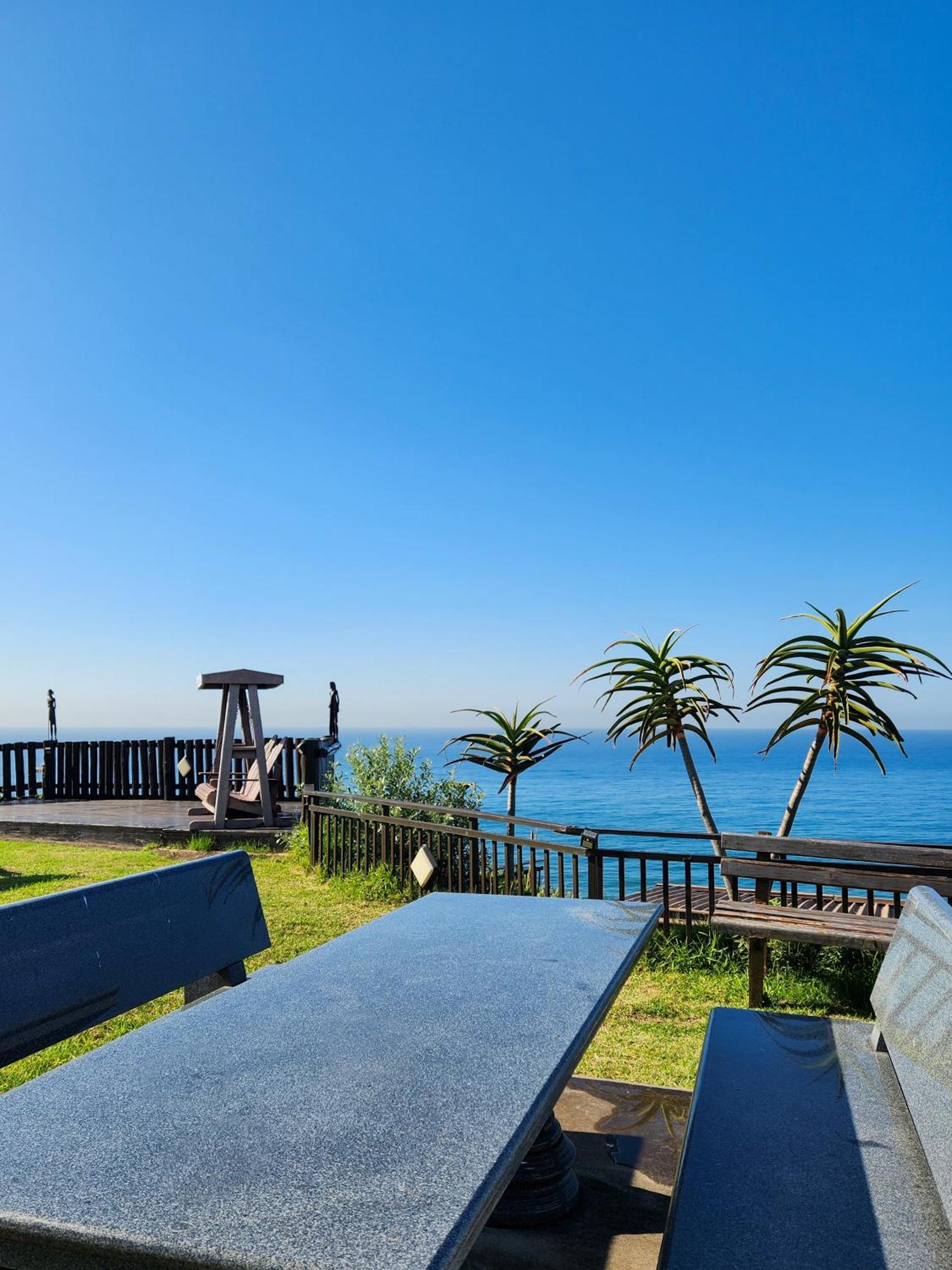 305 Guest House Amanzimtoti Exteriör bild
