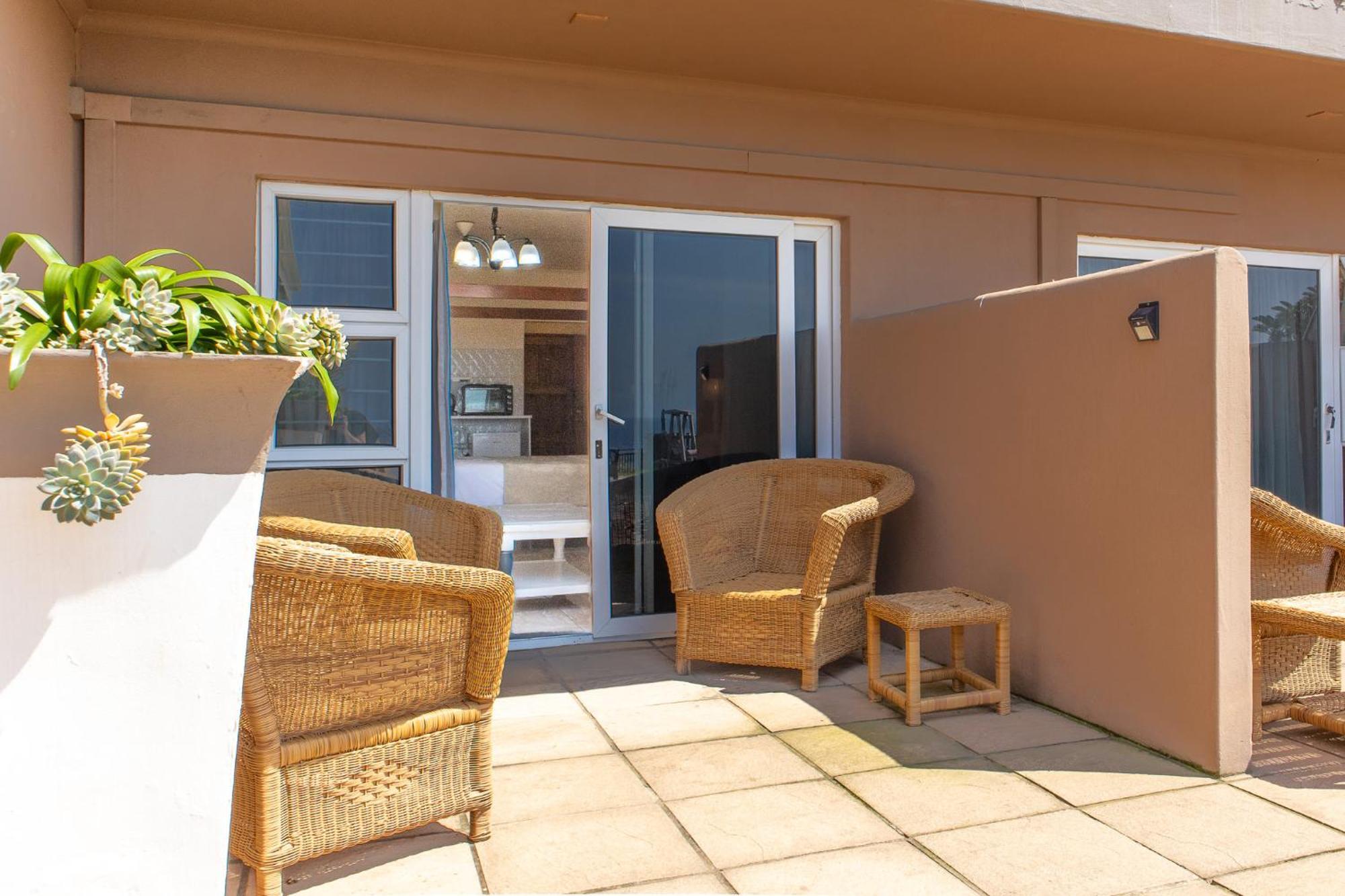305 Guest House Amanzimtoti Exteriör bild